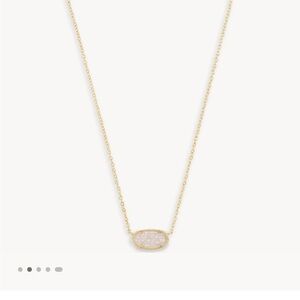 Kendra Scott Elisa Gold Pendant Necklace in Iridescent Drusy
